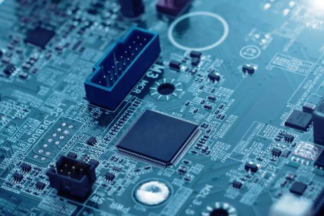 ?ADI電荷積分放大器